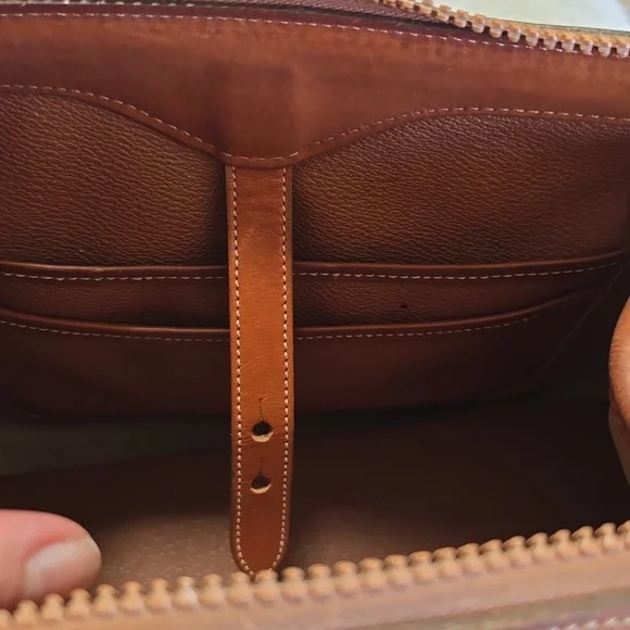 Dooney & Bourke Handbag - Picture 8 of 9